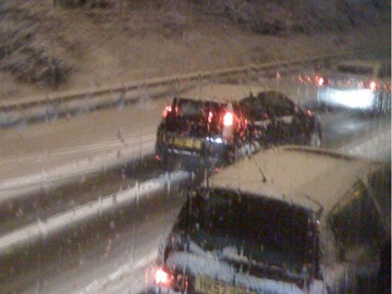 The bus struggles through the snow to Gatwick Airport